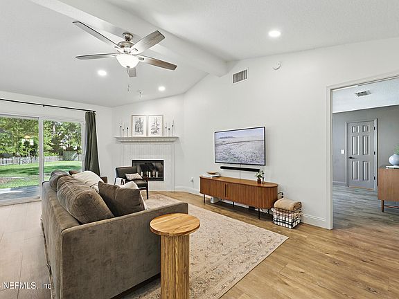 5th image of 3607 CAMERON CROSSING Drive