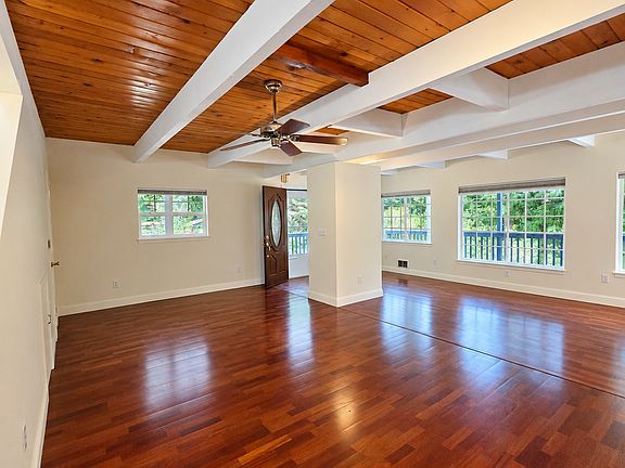 3rd image of 31 Salal Way