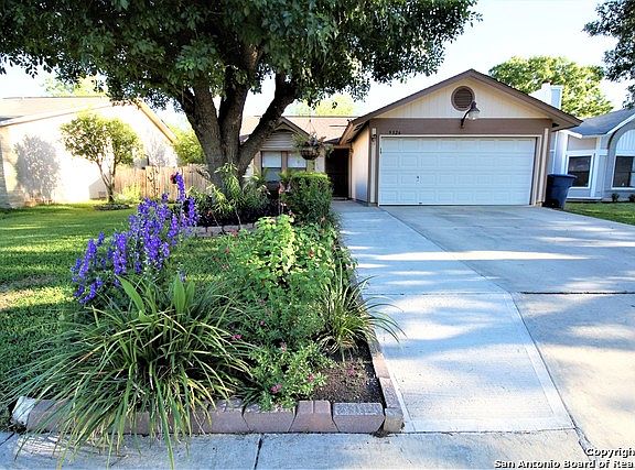 2nd image of 9326 Valley Way Dr