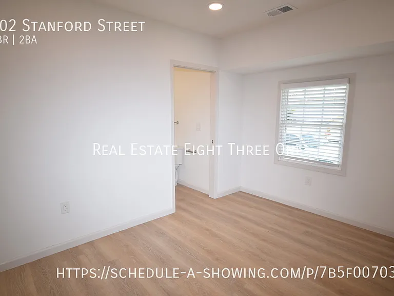 202 Stanford St — Photo 16