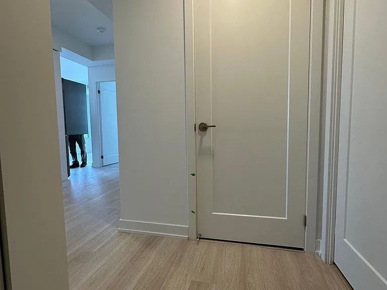 5105 Hurontario St #2208 — Photo 18