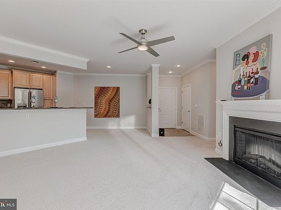 2nd image of 400 Cameron Station Blvd APT 101