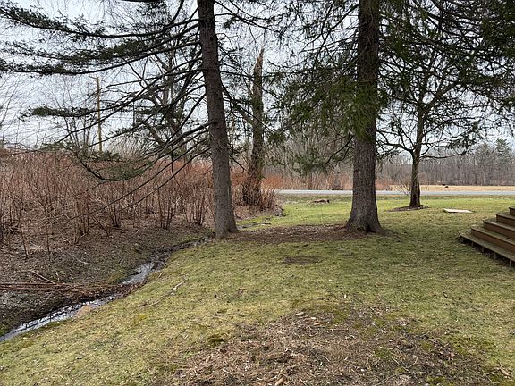 4th image of 100 Summerset Rd