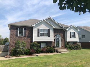 3188 Twelve Oaks Blvd, Clarksville, TN 37042
