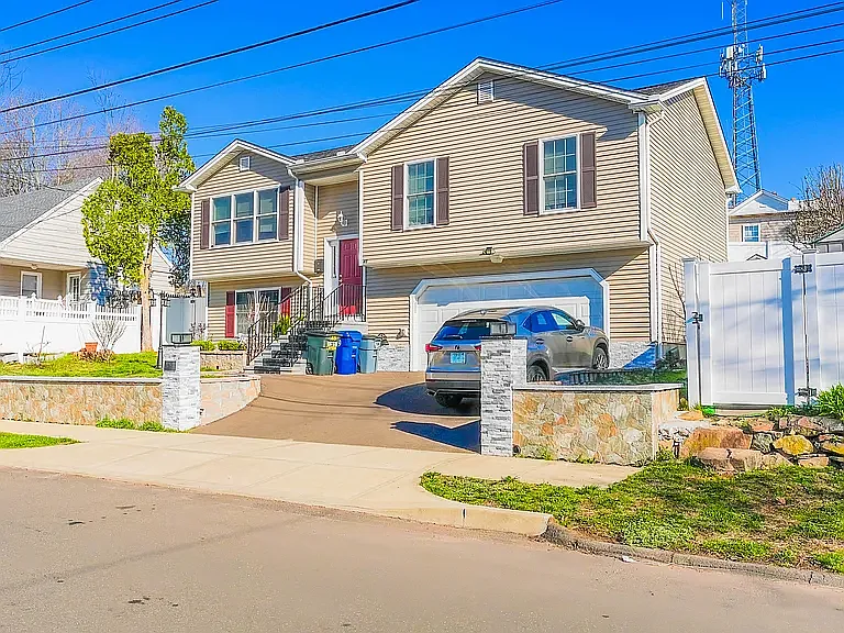 45 Daytona St — Photo 5
