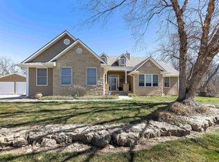 8 Puesta Del Sol, Hutchinson, KS 67502