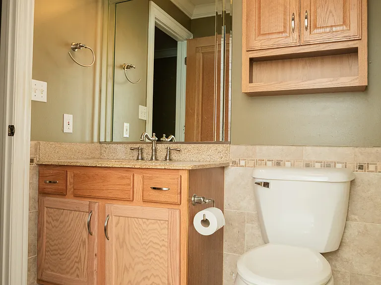 405 Galway Dr — Photo 33