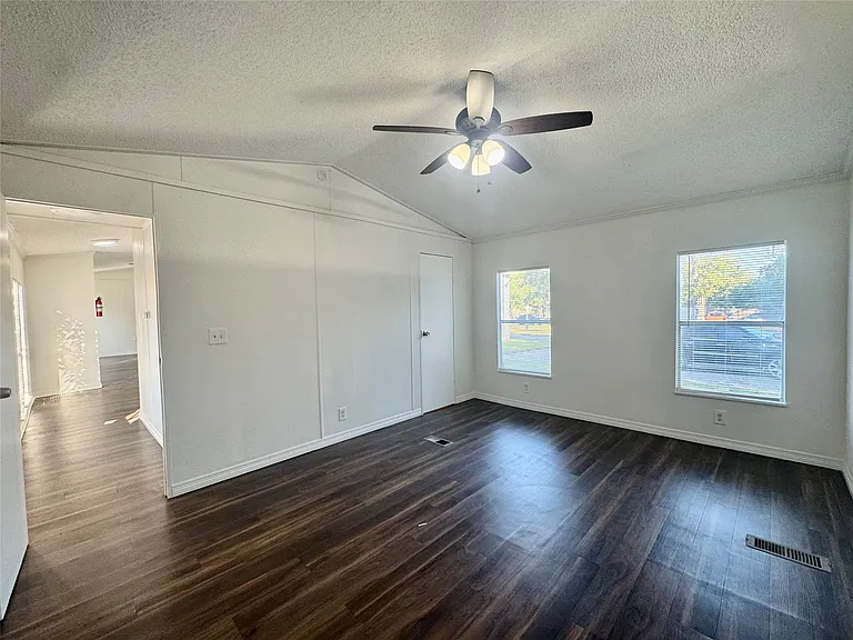 1007 Spooner St #1007 — Photo 9