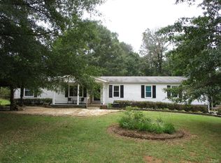 104 Mitchell Springs Dr, Altavista, VA 24517