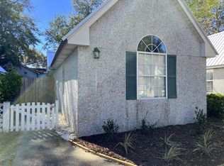 107 Palmetto St, Saint Simons Island, GA 31522