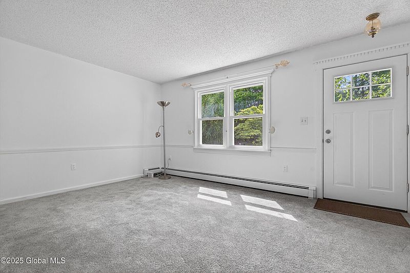 3rd image of 21 Hemlock Drive