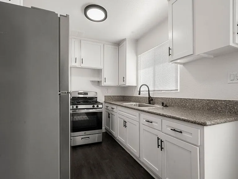 3838 Gibraltar Ave — Photo 13