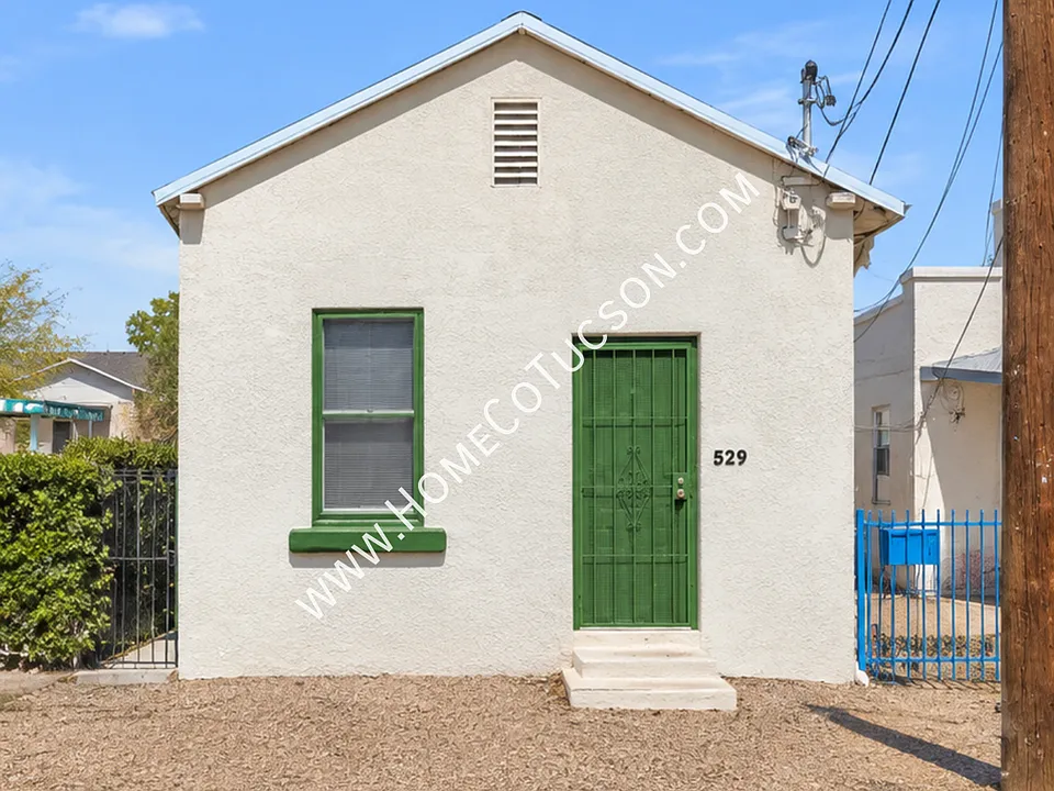 529 S Main Ave