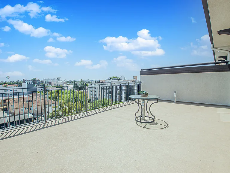856 Gramercy Drive — Photo 87