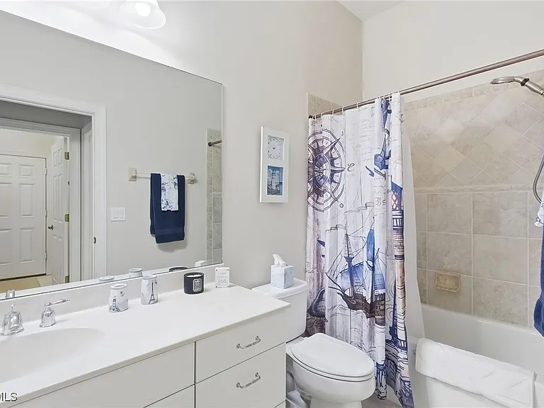 11225 Lithgow Ln — Photo 20