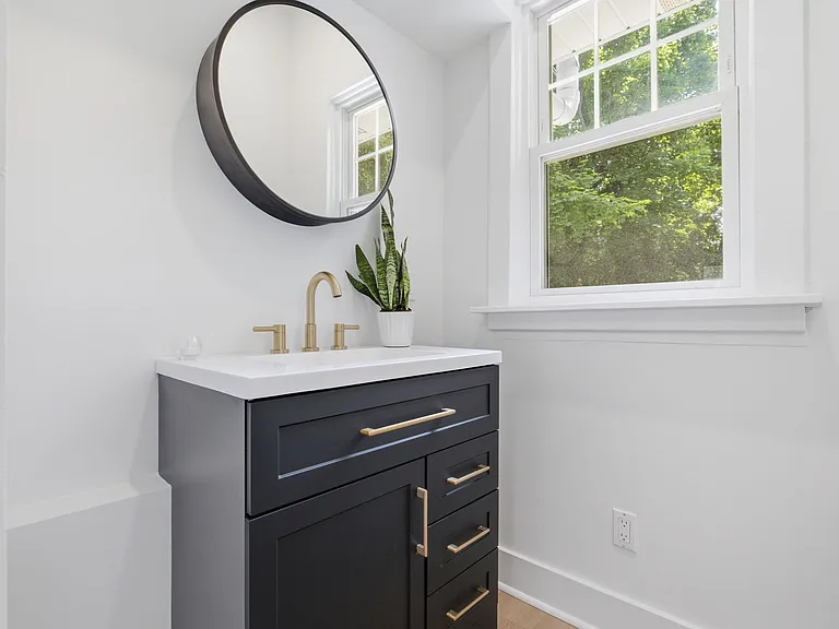 84 Sherwood Pl #1 — Photo 13