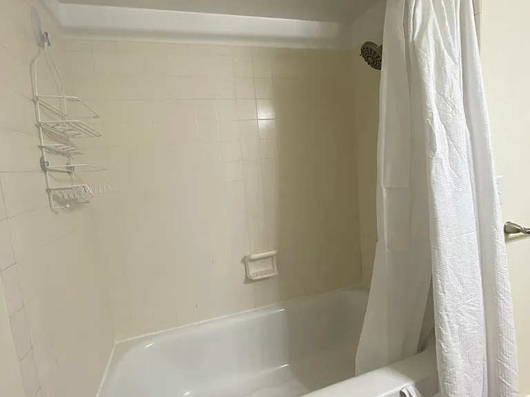 full size bathtub and shower
