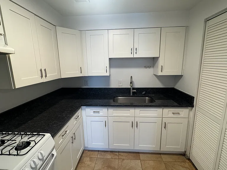 1660 N 4th St #3A — Photo 5