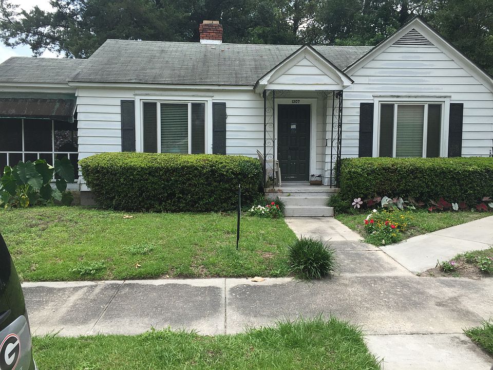 1307 E. 51 St. 