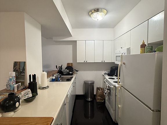 2nd image of 344 3rd Ave APT 7