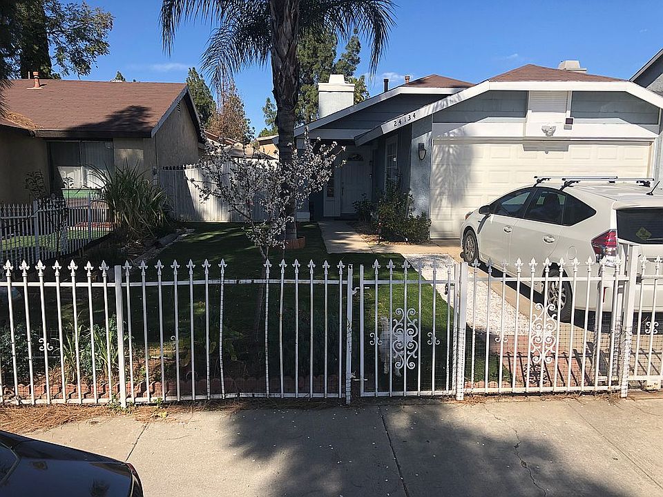 1st image of 24134 Amberley Dr