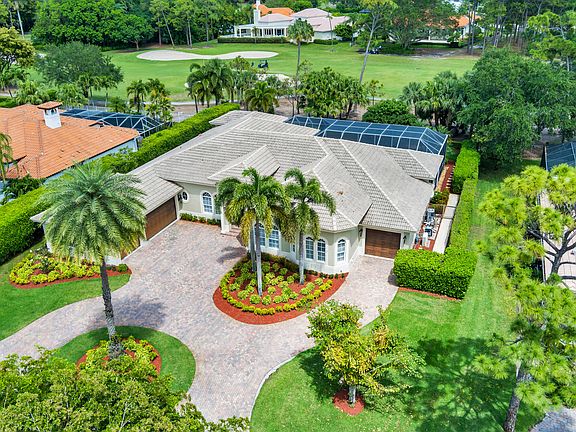 3rd image of 594 N Country Club Drive