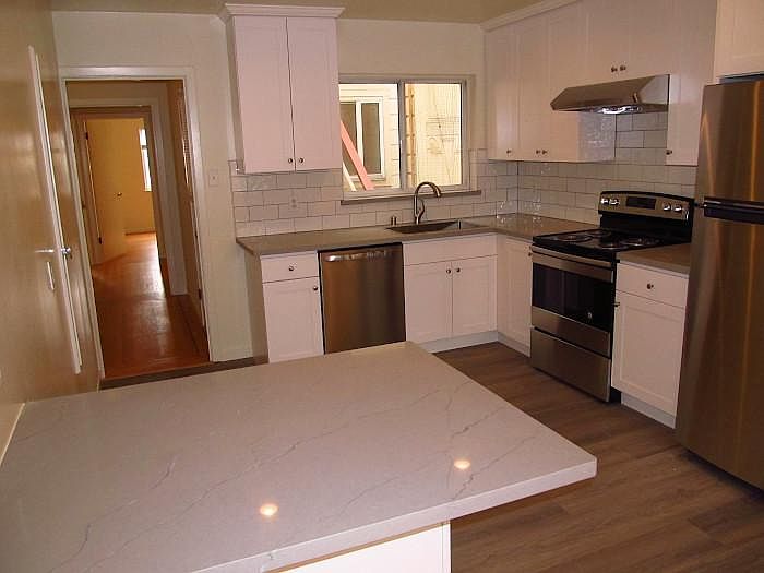1st image of 537 Hill St