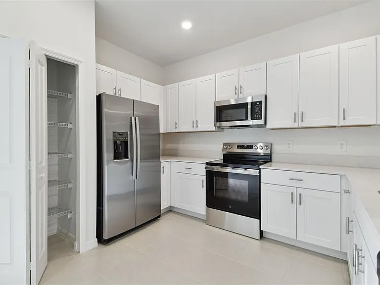 2665 Buttercup Lucine Ln — Photo 14