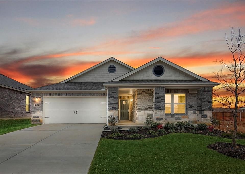 1st image of 1124 Millican Ln