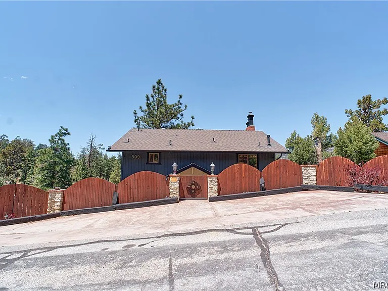 509 Wallace Ln — Photo 52