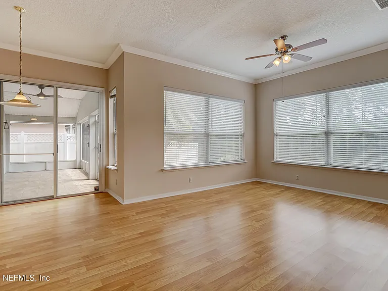 1015 Mystic Harbor Dr — Photo 16