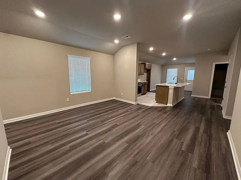 9005 Washita Creek Dr — Photo 4