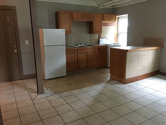 2nd image of 543 Park Ave APT 15