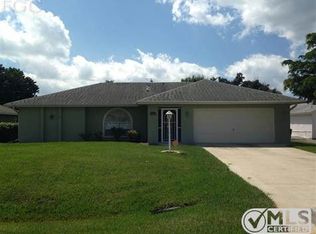19014 Flamingo Rd, Fort Myers, FL 33967