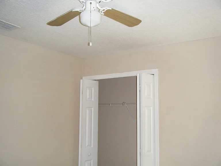 BR3 Closet