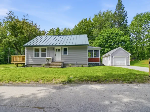 27 Rockhill Avenue, Auburn, ME 04210