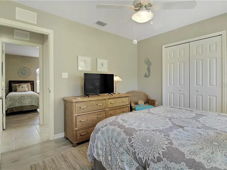 155 Long Meadow Ln — Photo 19
