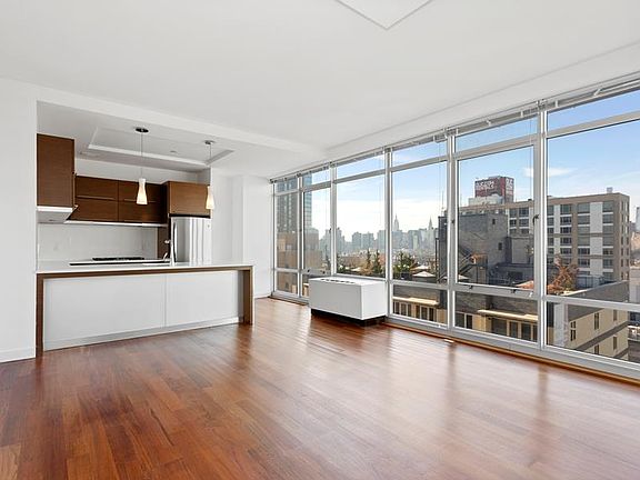 3rd image of 41-17 Crescent St #Penthouse 3g