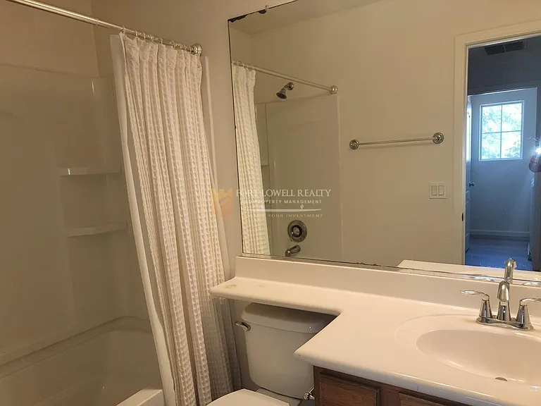 7226 S 48th Gln — Photo 15