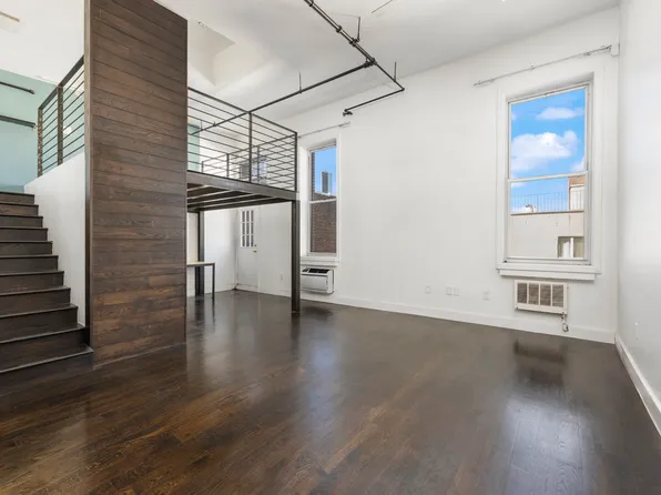 50 Bridge Street image 1 of 10