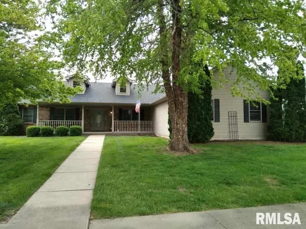1502 Sequoia Dr, Chatham, IL 62629