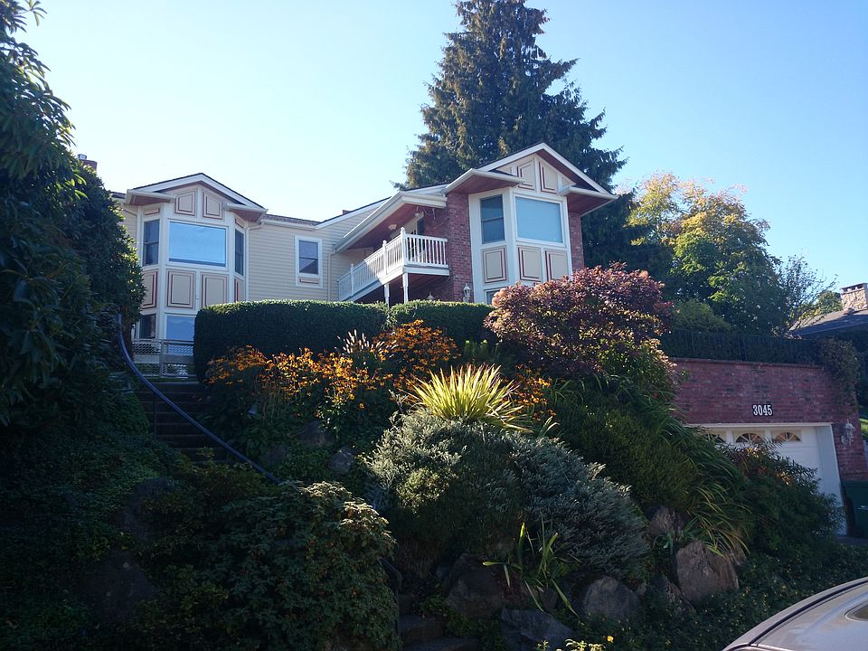 1st image of 3045 E Laurelhurst Dr NE