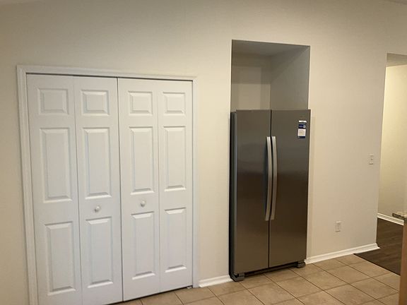4th image of 296 Sunshine Dr