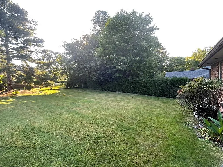 2297 Hylaea Rd — Photo 14