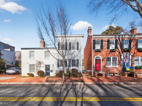 3421 Reservoir Rd NW, Washington, DC 20007