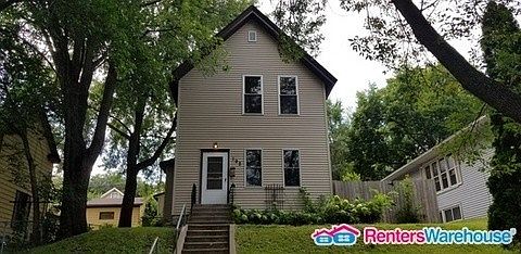 3rd image of 192 Baker St E