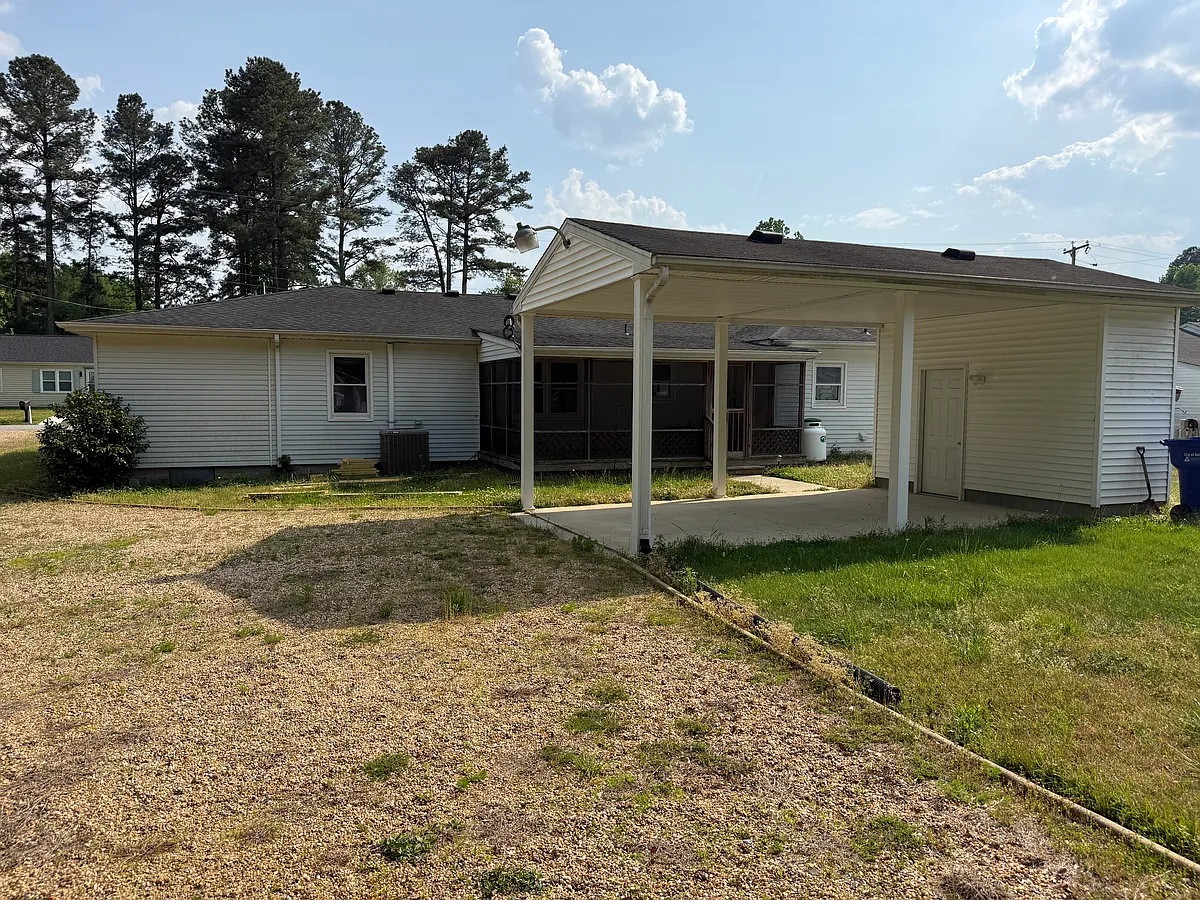Building Photo - 1674 Faulk Rd