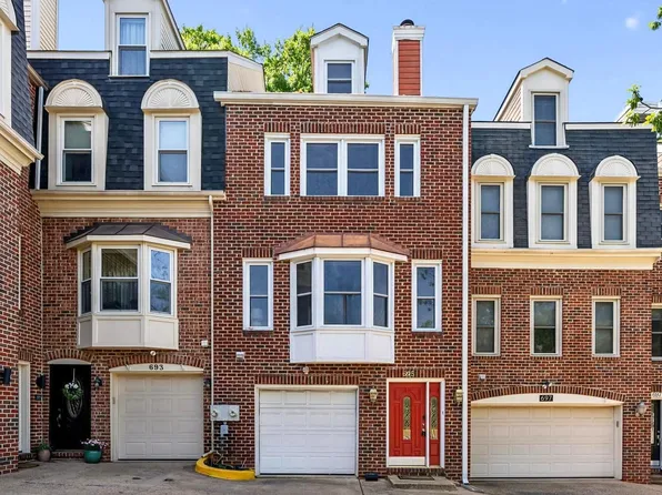 695 W Glebe Rd, Alexandria, VA 22305