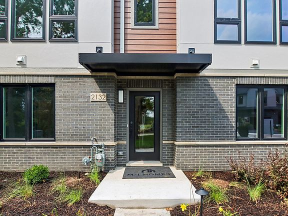 4th image of 2122 Iron Ridge Ln