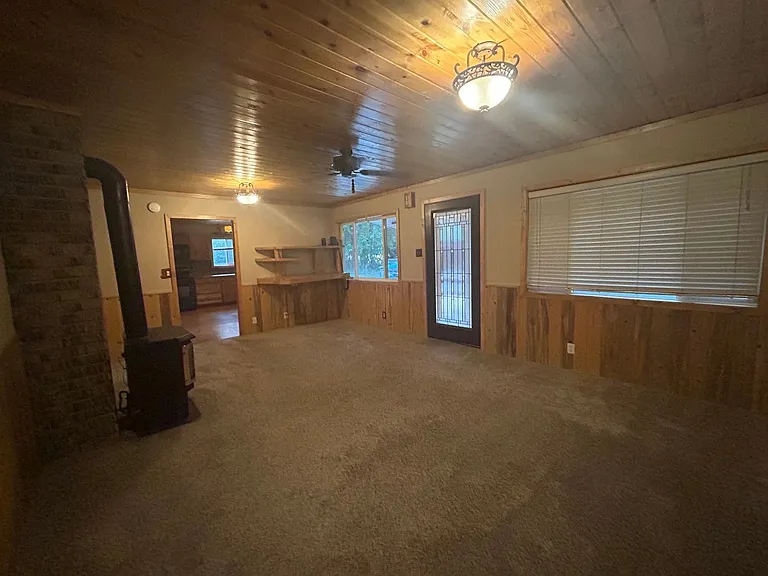 15295 Highway 12 W — Photo 4
